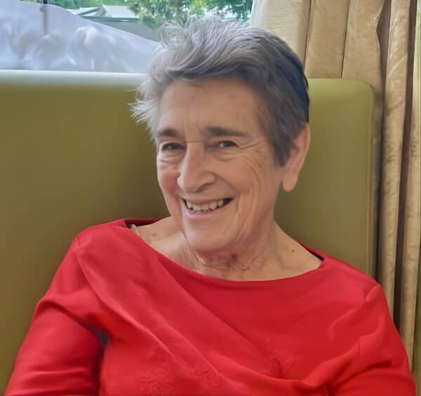 Maureen Joan Girvan
