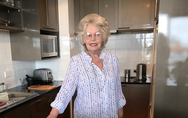 Raewyn Alys Burns