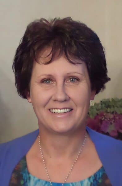 Lisa Mary Davies